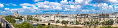 Panorama von Paris und Wolken