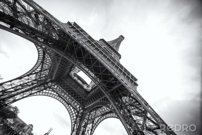 Bild Paris Eiffelturm aus Froschperspektive