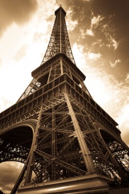 Pariser Eiffelturm in Sepia