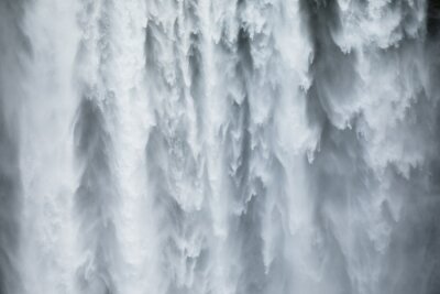 Bild Riesiger Wasserfall in Island