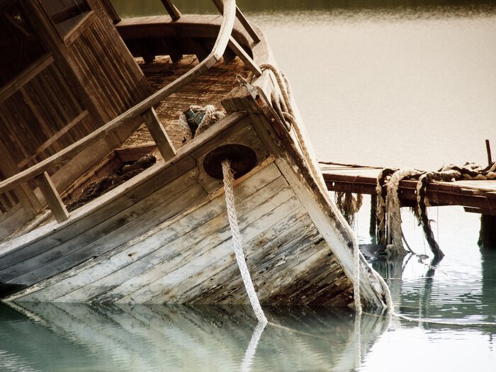 Bild Schiffswrack im Wasser