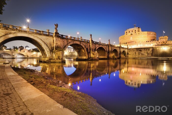 Bild Schloss und Fluss von Rom