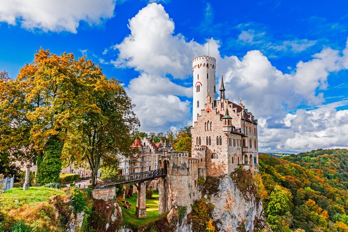 Bild Schloss und herbstliche Natur