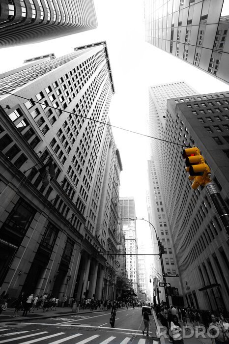 Bild Schwarz-weiße Stadtansicht mit gelbem Akzent