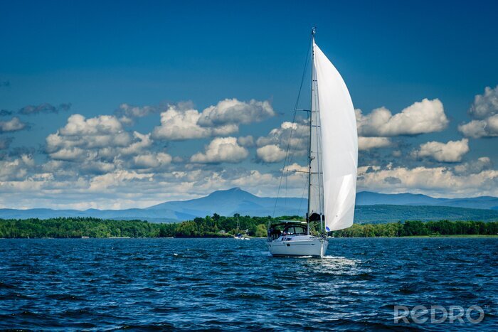 Bild Segelboot auf dem See