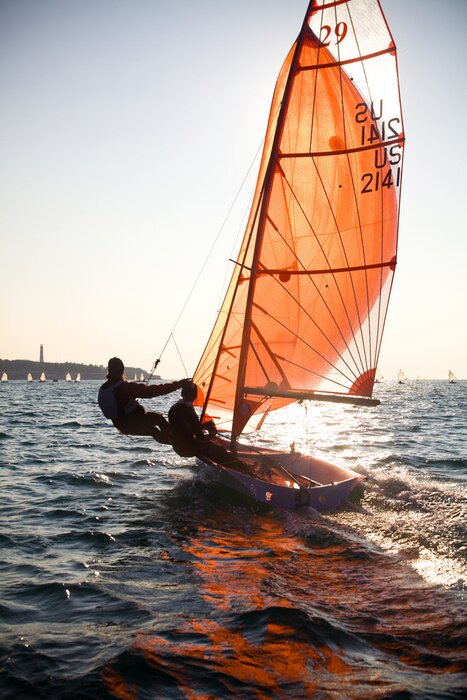 Bild Segelboot und Menschen