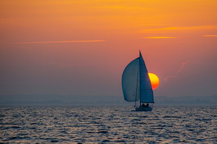 Bild Segelboot und Sonnenuntergang