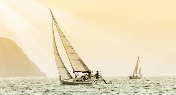 Bild Segelboote bei Küste