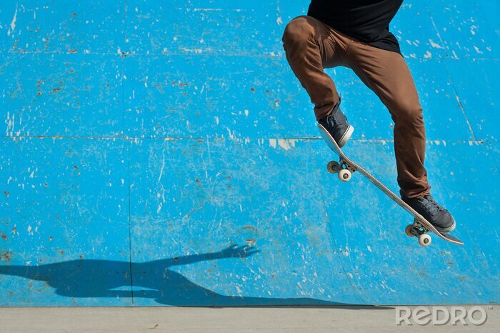 Bild Skateboarder vor himmlischem Hintergrund