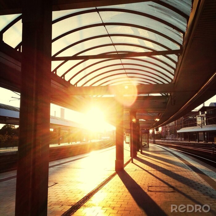 Bild Sonne am Bahnhof