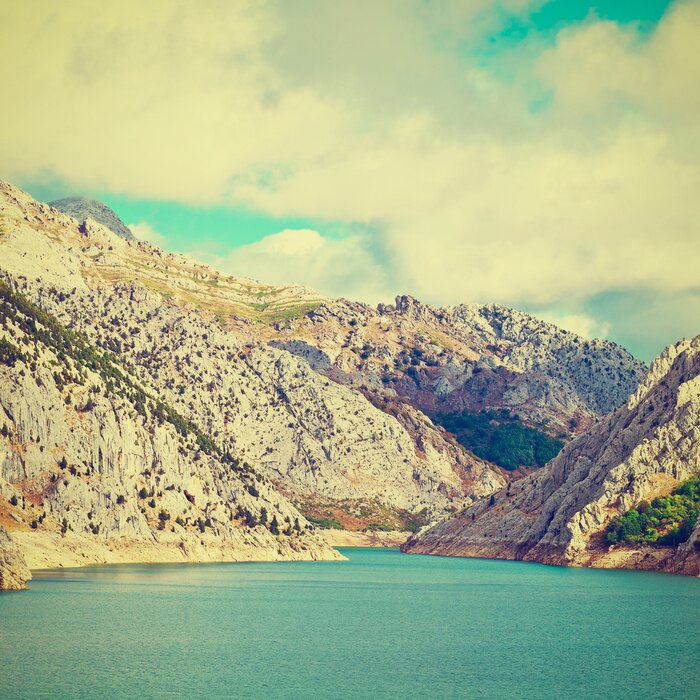 Bild Sonnige Berglandschaft