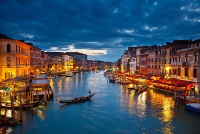 Stadt bei Nacht Venedig