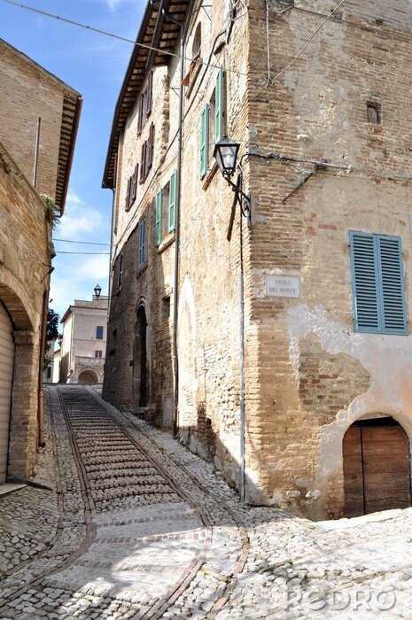 Bild Steile Straße in Italien