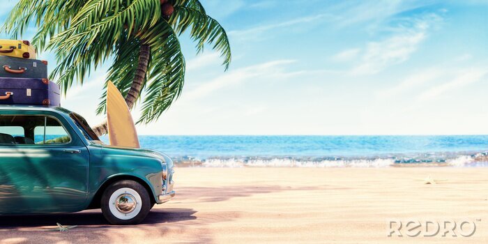 Bild Strand mit blauem Auto