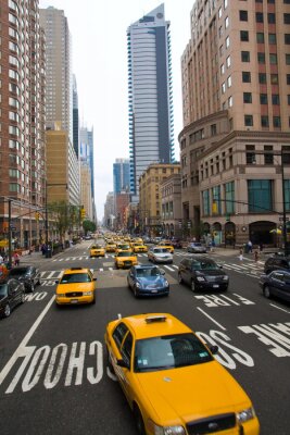 Straße mit New Yorker Taxis