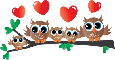 süße Eulenfamilie, die auf einem Zweig sitzt