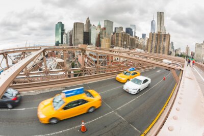 Taxis und Brooklyn-Brücke