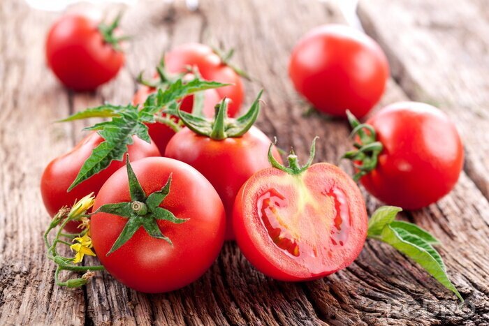 Bild Tomaten auf Brettern