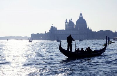 Bild Venedig-Gondeln mit der Stadt m Hintergrund