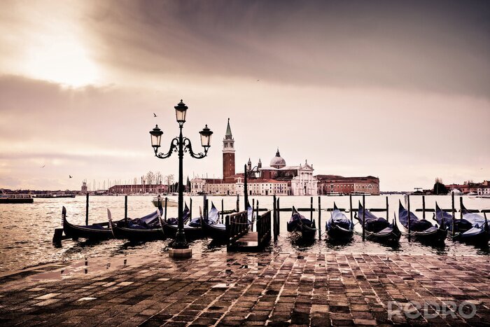 Bild Venedig und Gondeln am Hafen