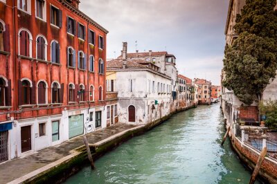 Venedig und türkisfarbenes wasser