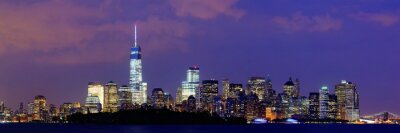 Violetter Himmel über New York City
