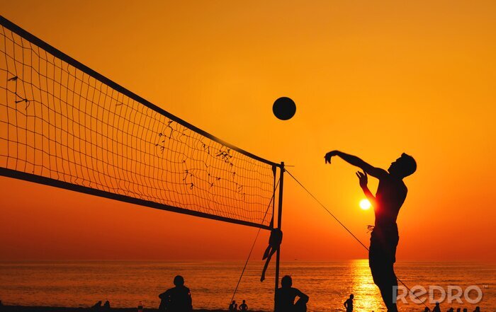 Bild Volleyball im abendlichen Licht