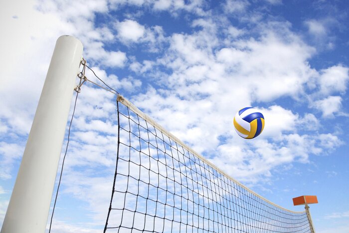 Bild Volleyball über dem Netz