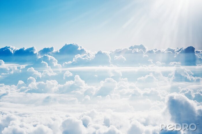 Bild Weiße flauschige Wolken