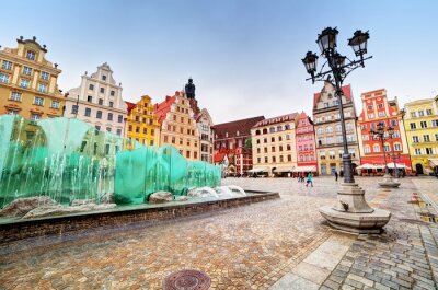 Wroclaw, Polen. Der Marktplatz mit dem berühmten Brunnen