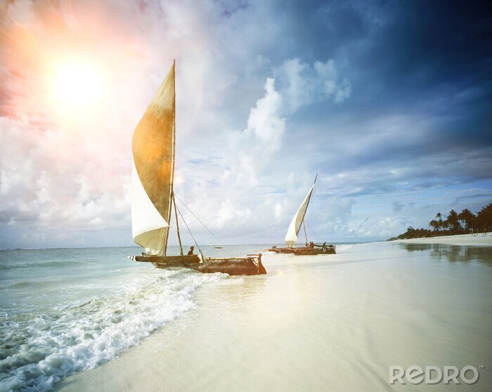 Bild Zwei Segelboote am Strand