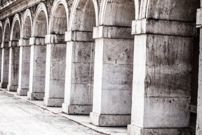 Fototapete Alte Säulen aus Beton