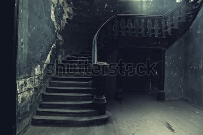 Fototapete Alter Raum mit Treppen