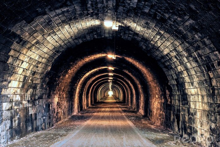 Fototapete Alter städtischer Steintunnel