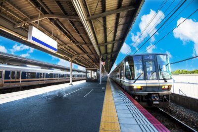 Alter Zug am Bahnhof in China