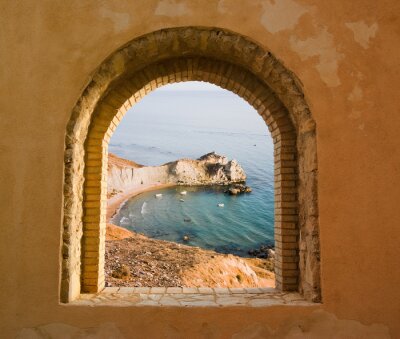 Fototapete Altes Fenster zur Bucht