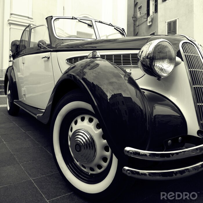 Fototapete Altes klassisches Auto in Schwarz und Weiß