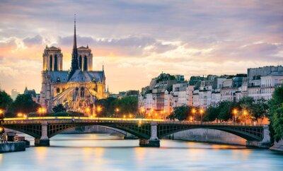 Architektur von Notre-Dame in Paris
