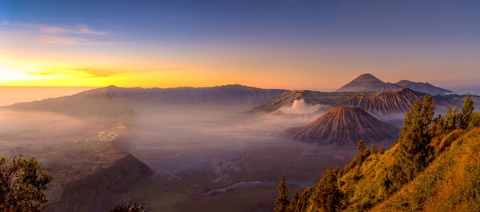 Fototapete Asiatische Berge am Morgen