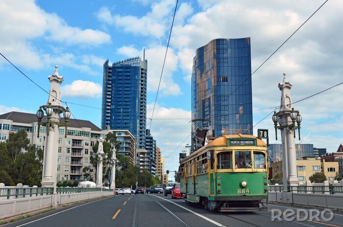 Fototapete Australische Straßenbahn und Wolkenkratzer
