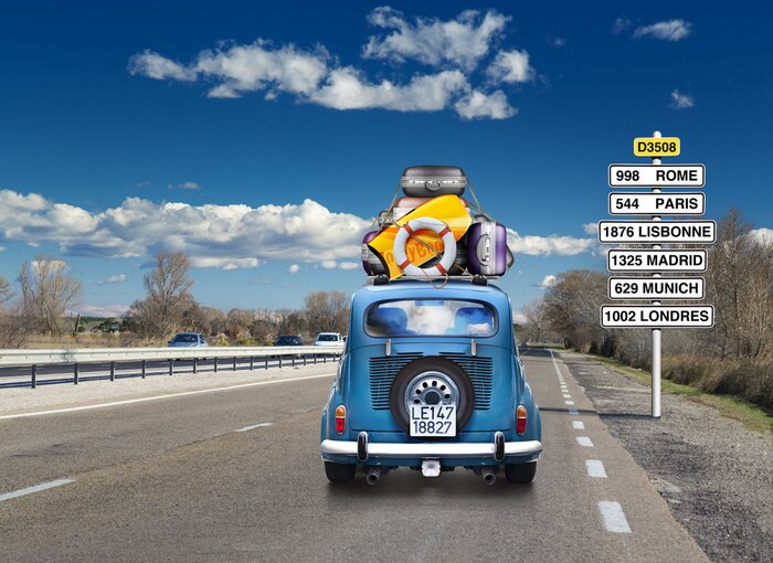 Fototapete Auto mit Wegweiser