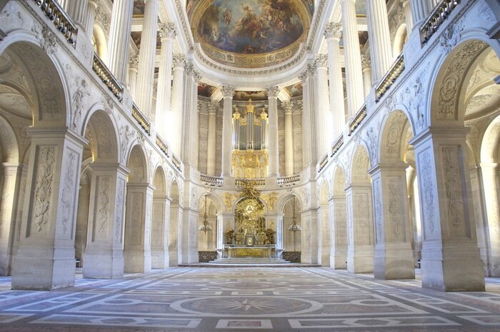 Fototapete Basilika mit Säulen im Barock-Stil
