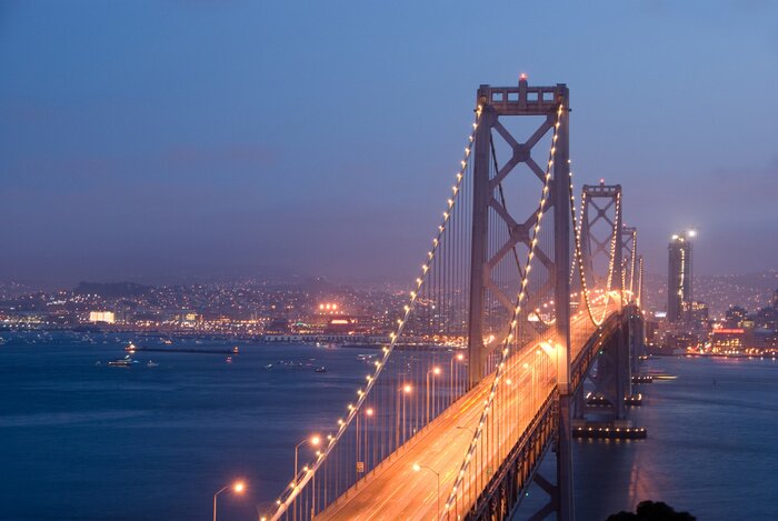 Fototapete Bay Bridge in der Abenddämmerung