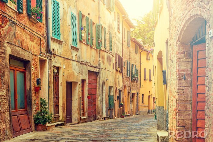 Fototapete Beautiful alley in Tuscany, Old town, Italy