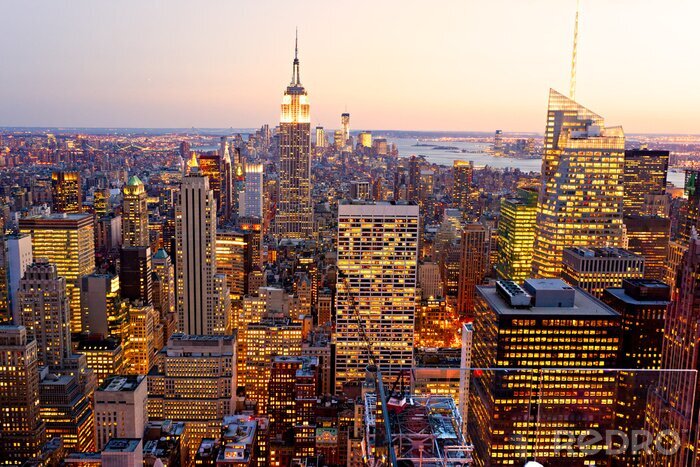 Fototapete Beleuchtete Breitwand-Gebäude in der Stadt