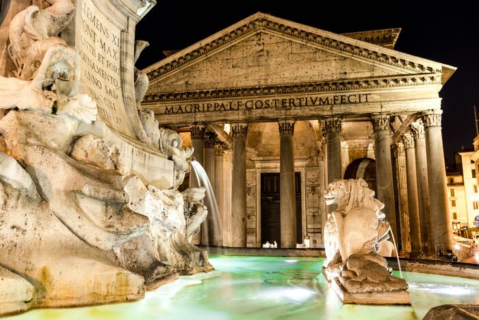 Fototapete Beleuchteter Brunnen bei Nacht