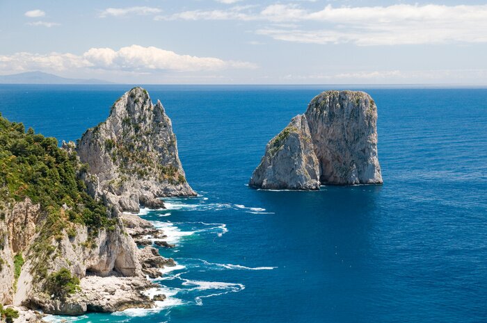 Fototapete Berge am Meer in Italien