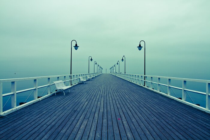 Fototapete Bewölkter Tag und Mole