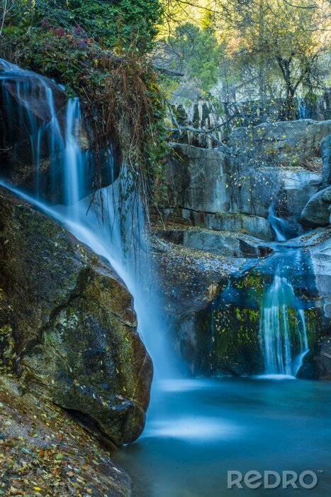 Fototapete Blauer Wasserfall