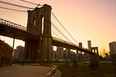 Blick vom Park auf Brooklyn Bridge